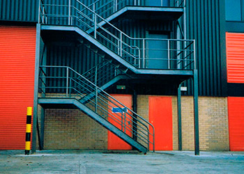 Лестницы, мостики, площадки, ограждения